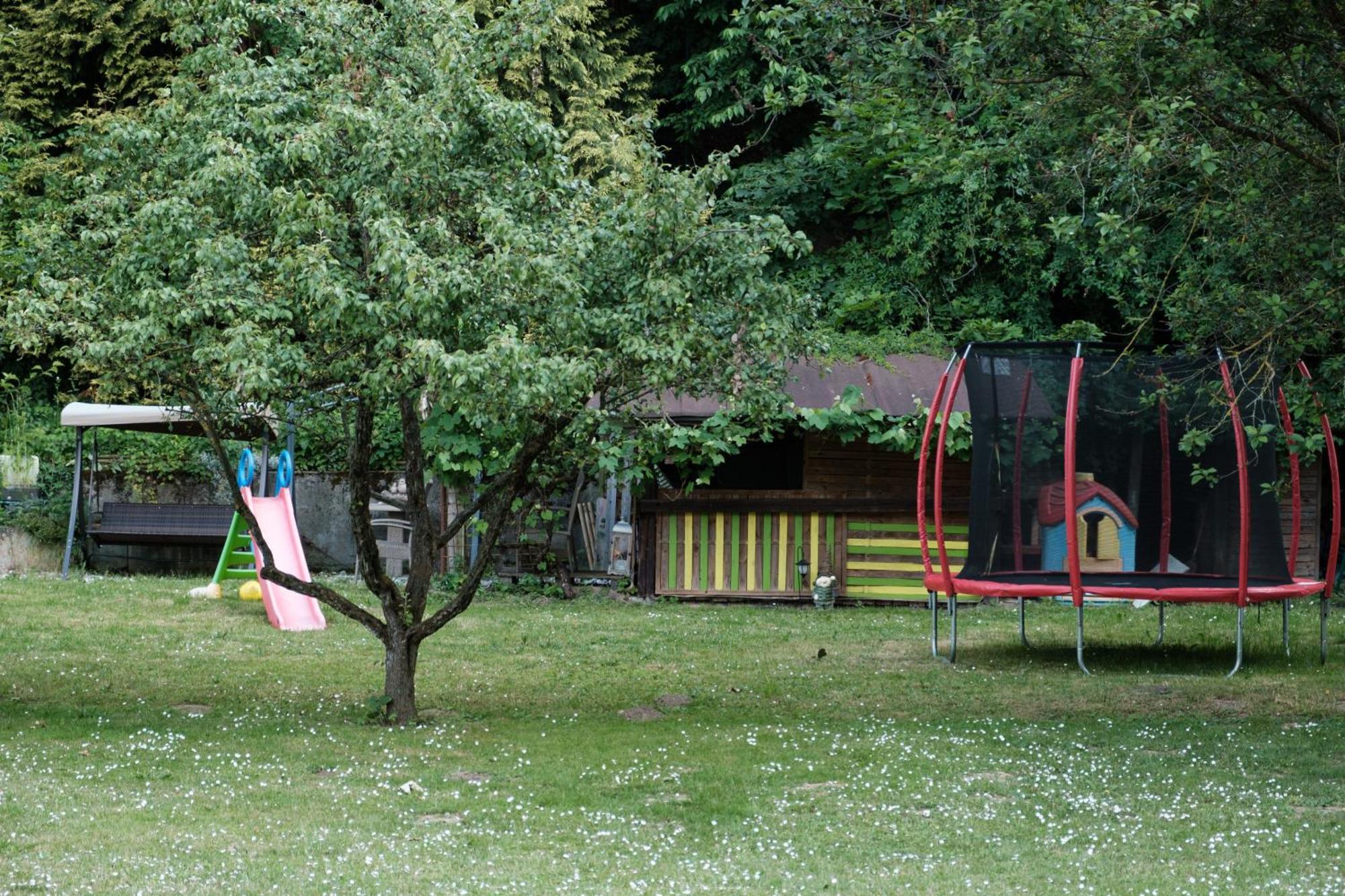Apartament Apartman Teri Trenčín Zewnętrze zdjęcie